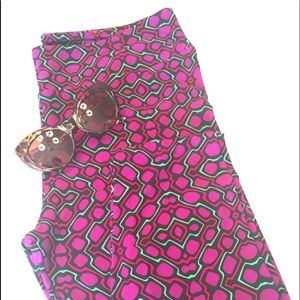 LuLaRoe Tall and Curvy Leggings